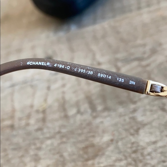 Beautiful pre loved Chanel aviator sunglasses - Picture 4 of 7